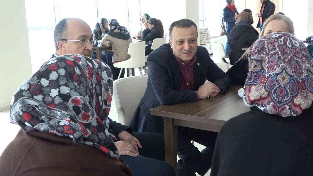 49 depremzede Gümüşhane Üniversitesi Sosyal Tesisleri’ne yerleştirildi