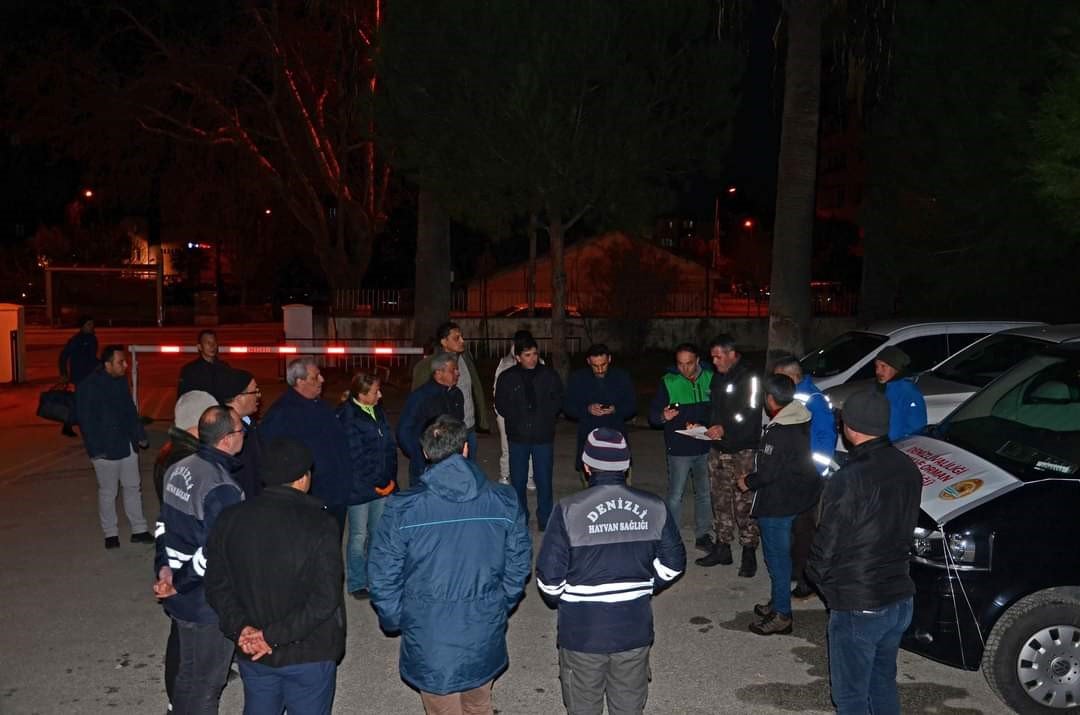 Denizli’den afet bölgesine 50 ton un
