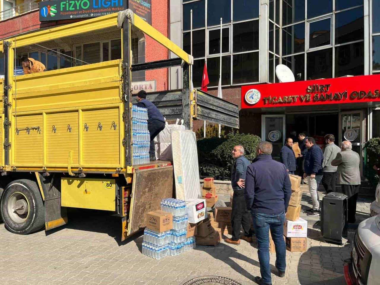 Siirt TSO, Malatya deprem bölgesinde yardım tırı gönderdi