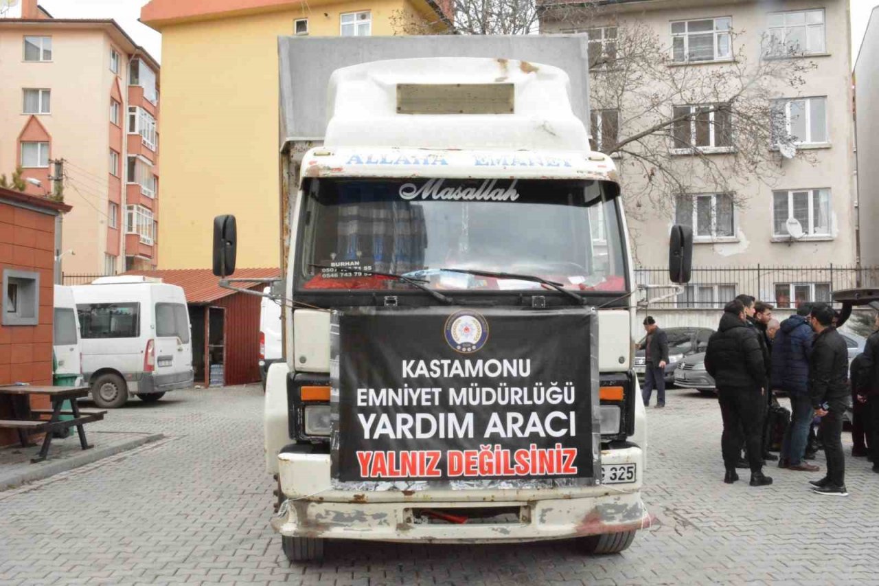 Kastamonu Emniyet Müdürlüğünden depremzedelere destek