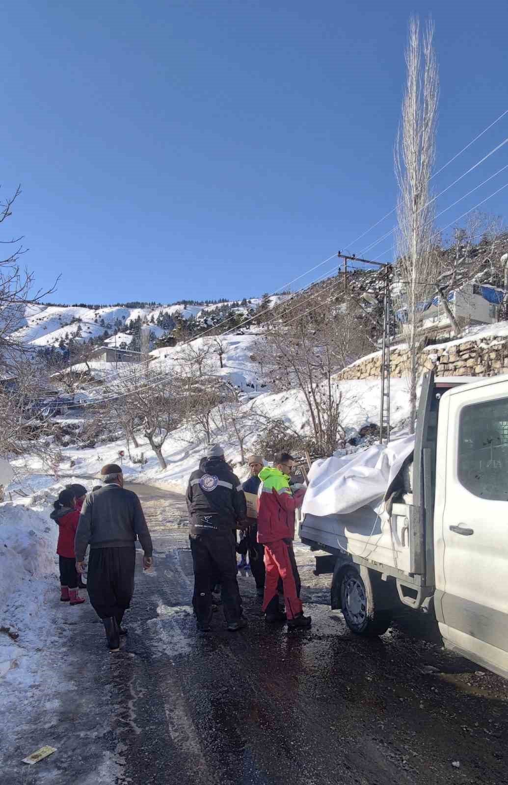 Erciyes A.Ş. Tecrübeli ve Teknik Ekibi ile Deprem Bölgesinde