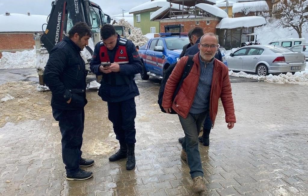 Üç gündür yaylada mahsur kalan 6 kişi kurtarıldı