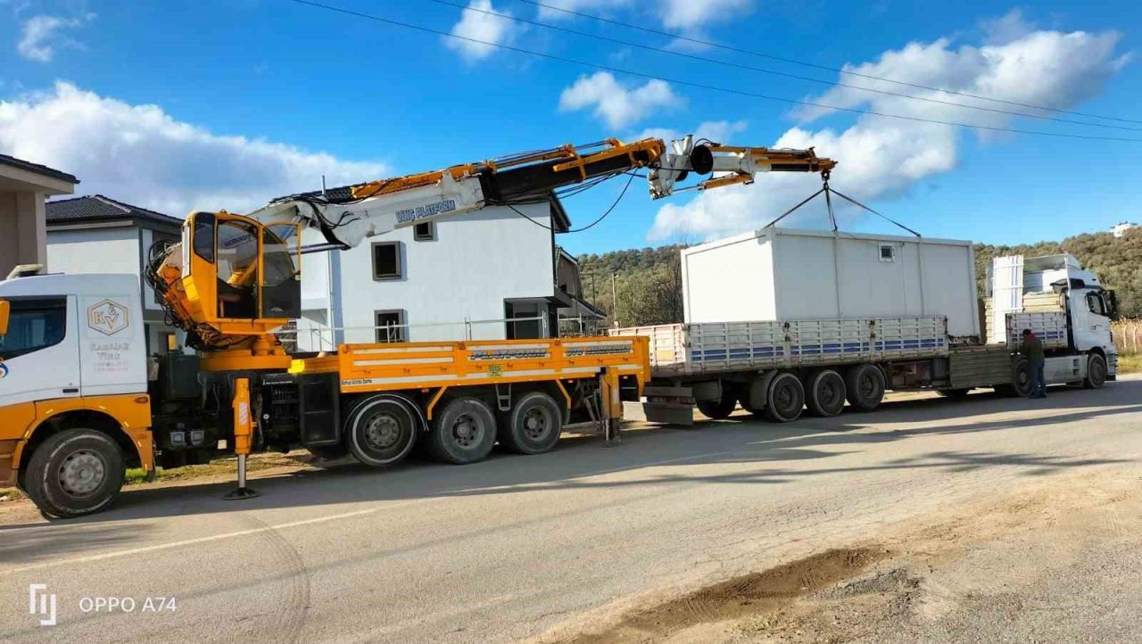 Edremit Ticaret Odası yardım faaliyetlerini aralıksız devam ettiriyor