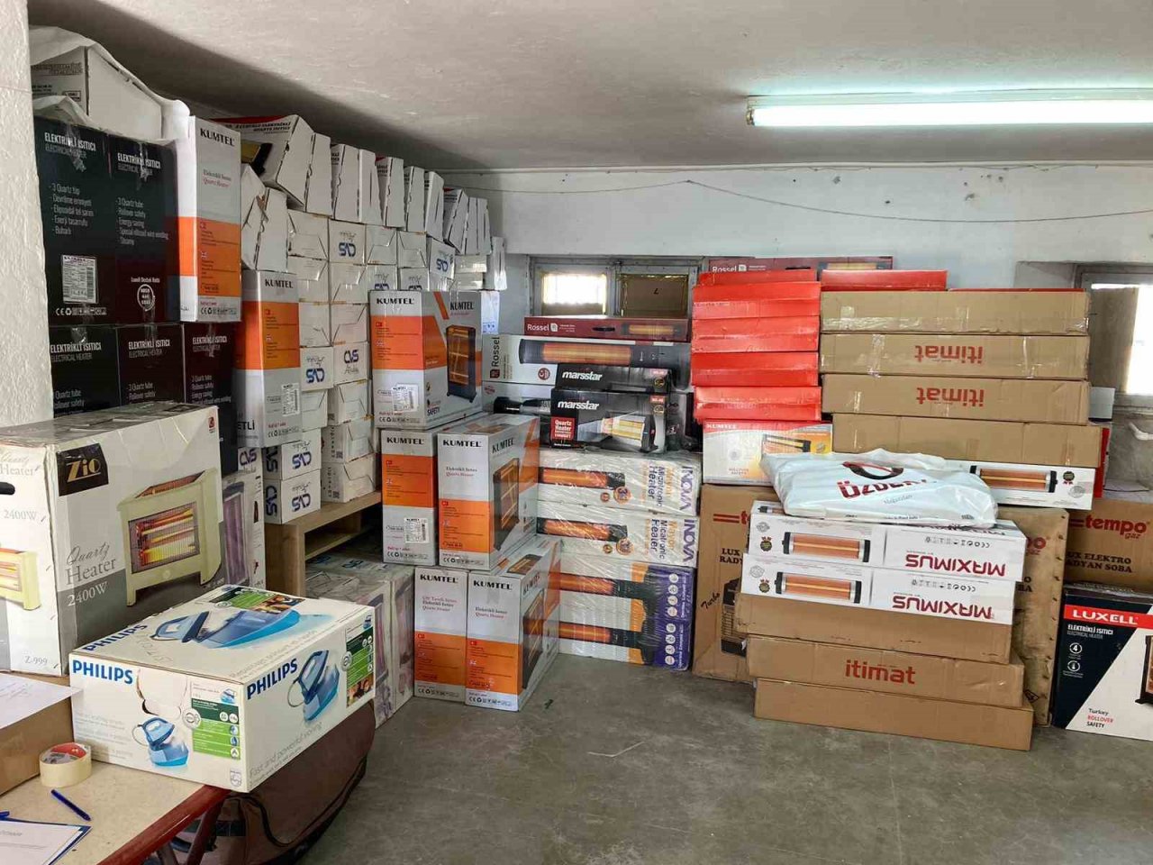 Edremit Ticaret Odası yardım faaliyetlerini aralıksız devam ettiriyor