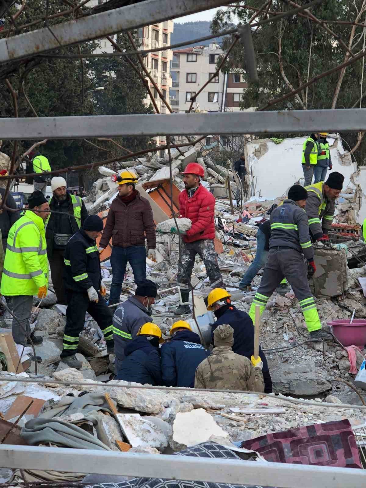 Derince Hatay’da tek yürek oldu