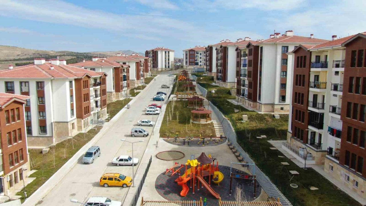 24 bin TOKİ konutunun yapıldığı Elazığ’da vatandaşlar güven içerisinde yaşıyor