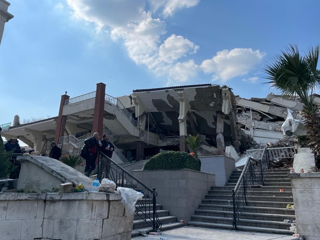 Lütfü Savaş: “İşini hakkıyla yapmayan müteahhidinden bürokratına herkesten hesabı sorulacak”