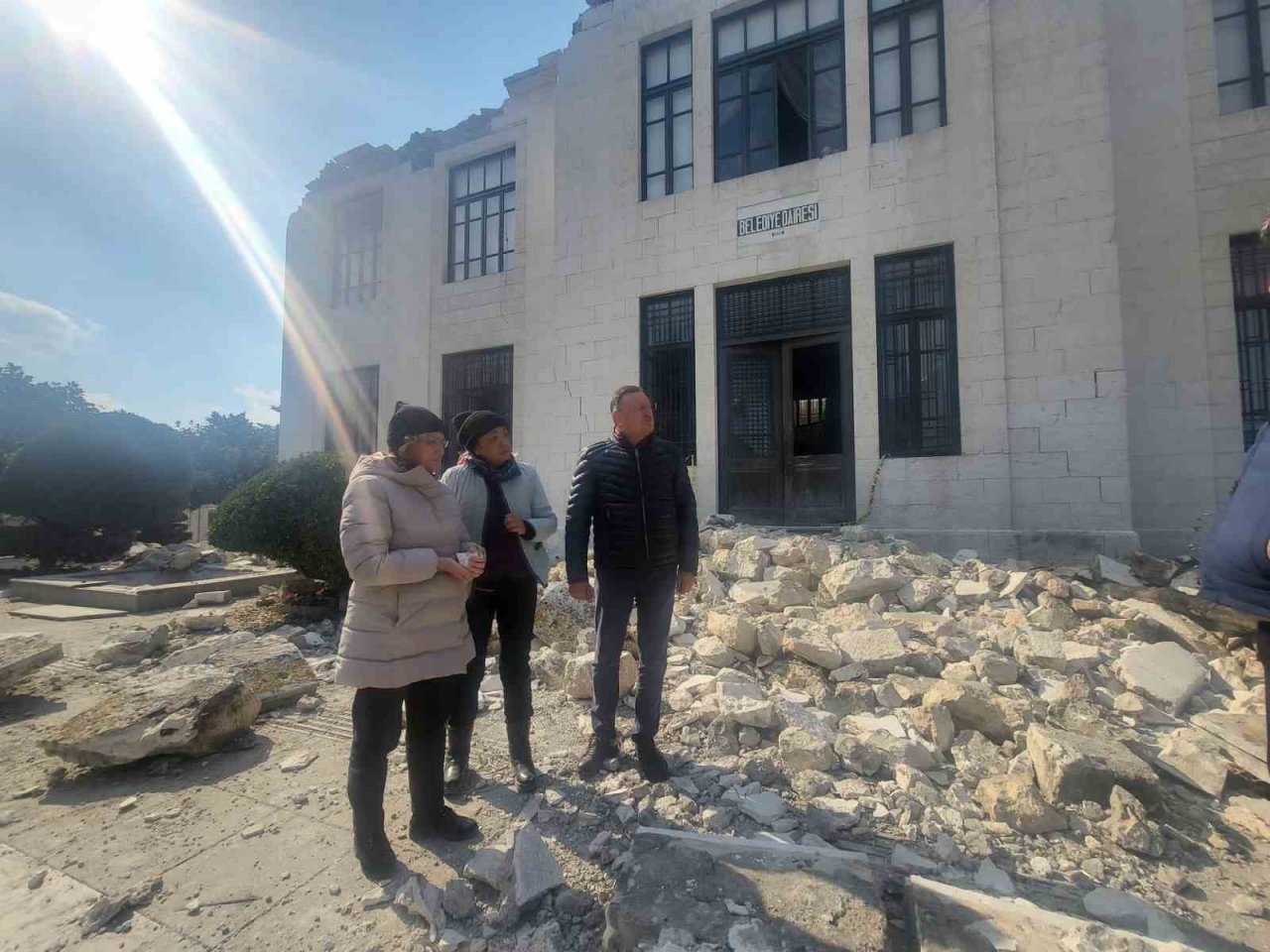 Lütfü Savaş: “İşini hakkıyla yapmayan müteahhidinden bürokratına herkesten hesabı sorulacak”