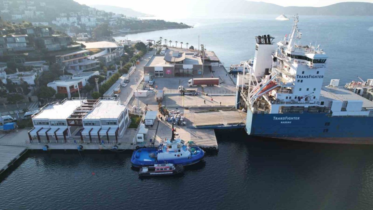 İhtiyaç malzemeleri deniz yoluyla gönderiliyor