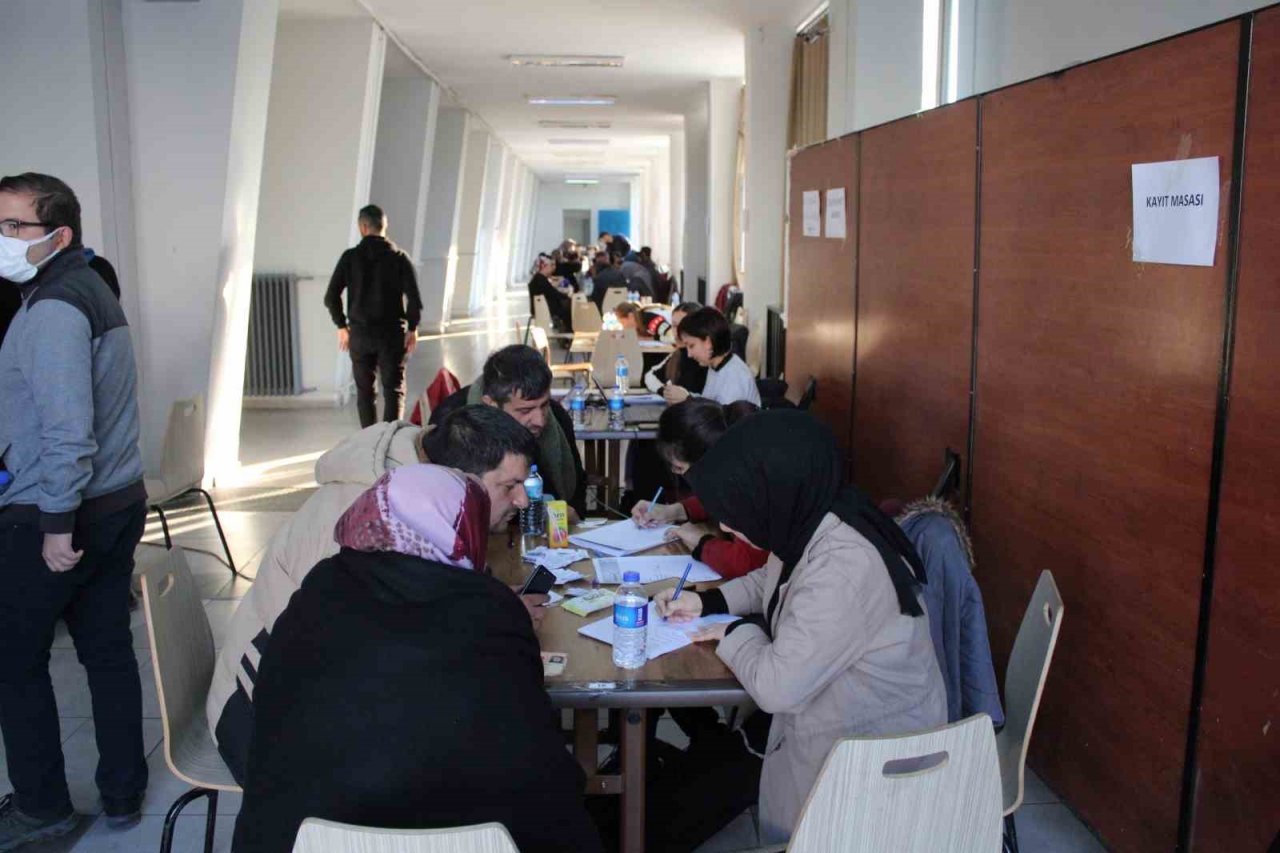 Adıyamanlı depremzedeler Aydın’a gelmeye devam ediyor