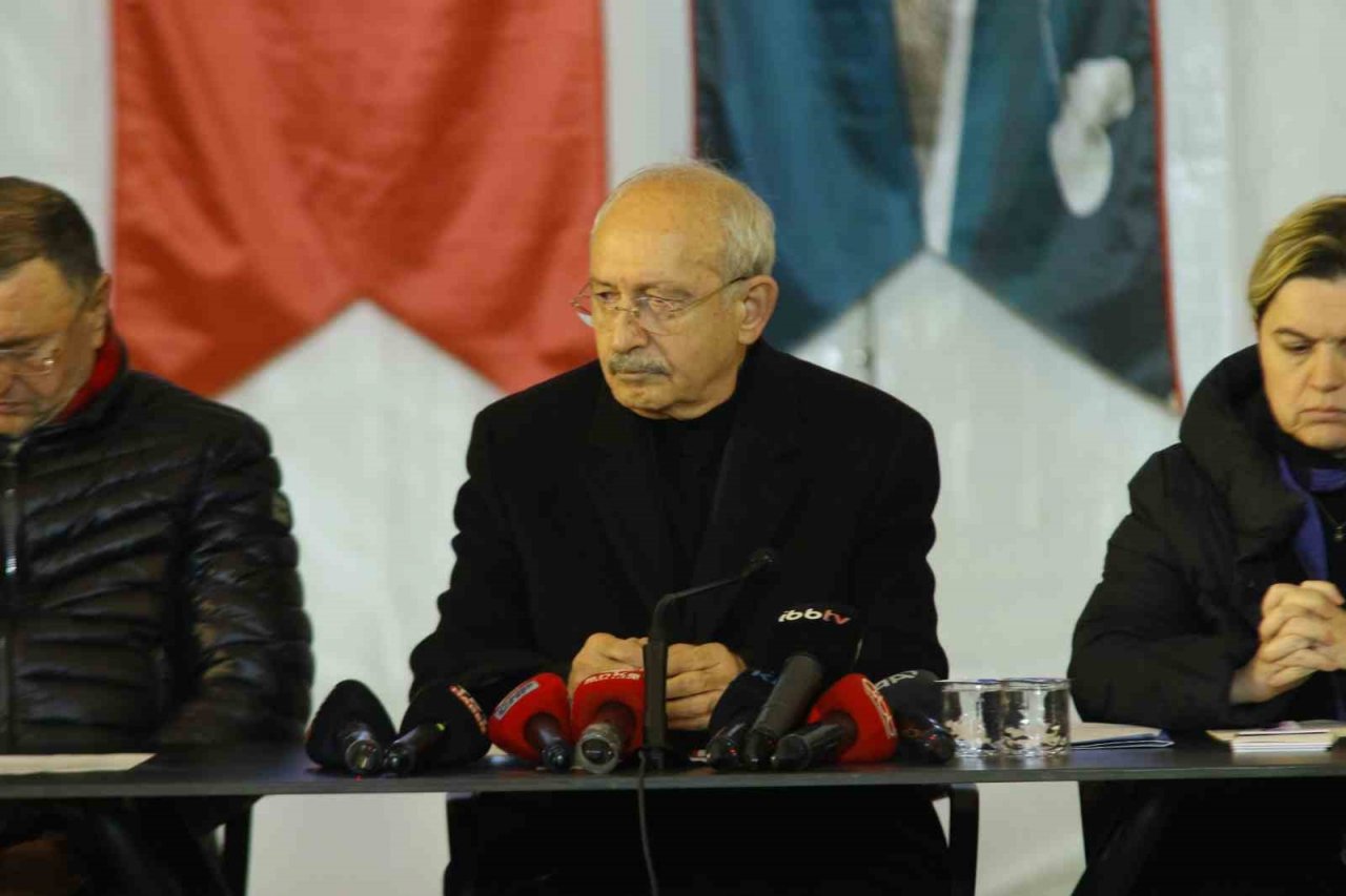 CHP lideri Kılıçdaroğlu’ndan deprem bölgesi Hatay’da açıklamalar