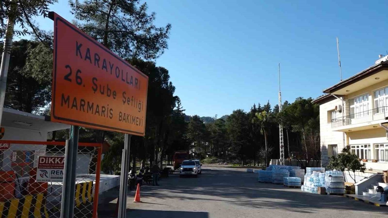 Marmaris tek yürek oldu, deprem bölgelerine yardımlar gönderilmeye devam ediyor