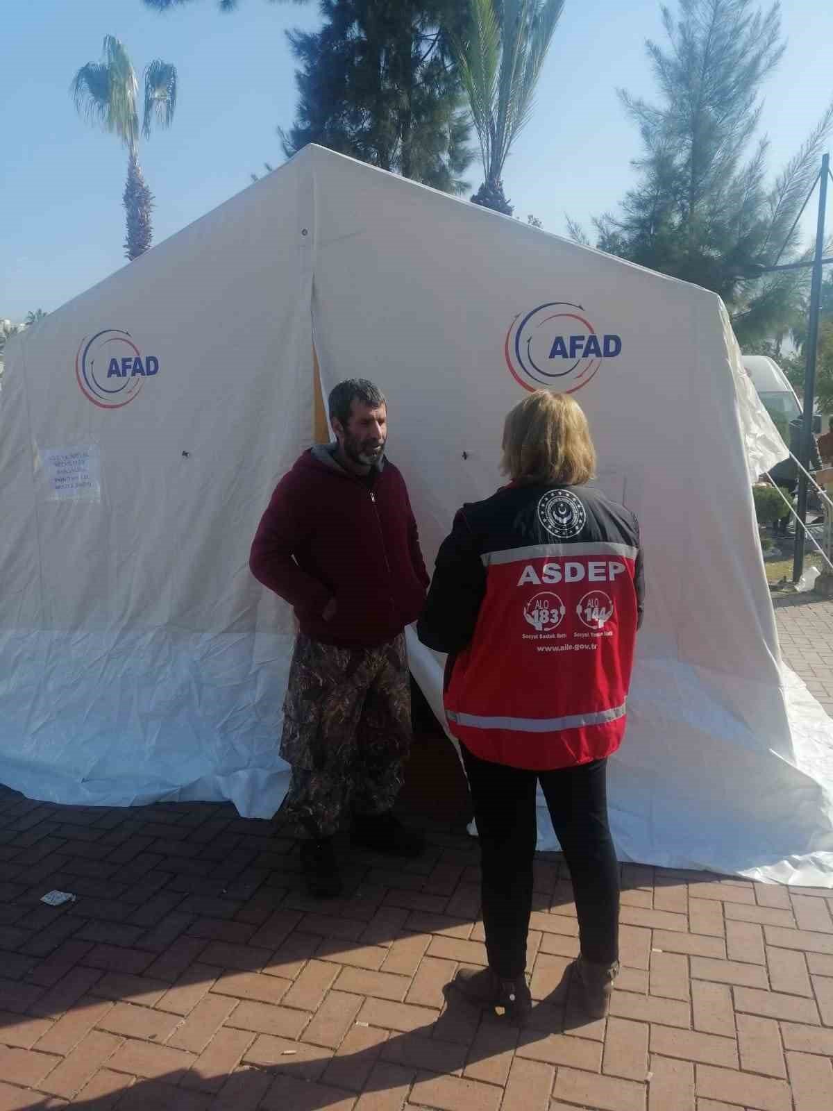 Aydın’dan giden ekipler depremzedelere psikolojik destek sağlıyor