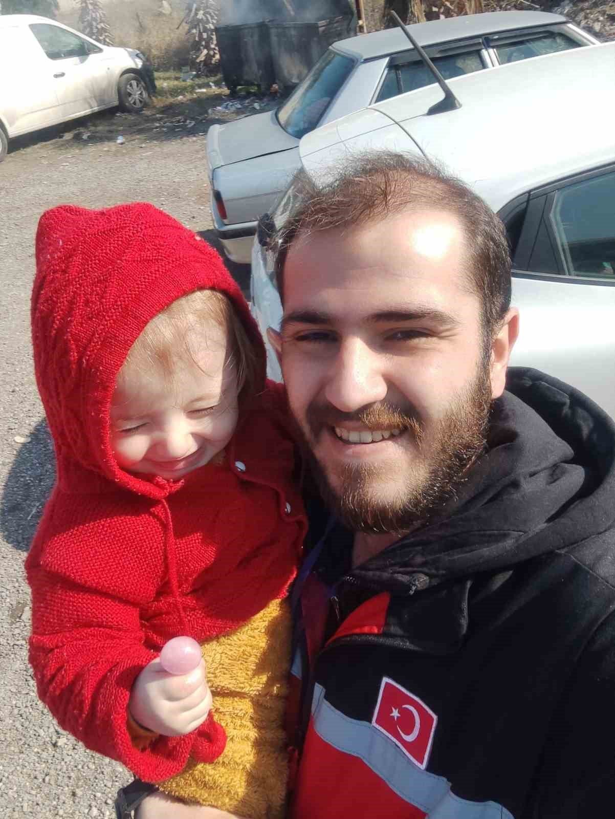 Aydın’dan giden ekipler depremzedelere psikolojik destek sağlıyor