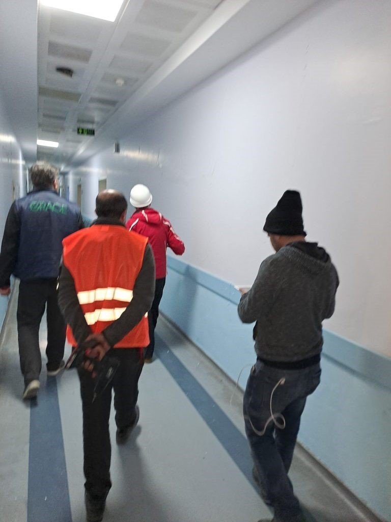 BAİBÜ deprem bölgesinde hasar tespit çalışması yapıyor