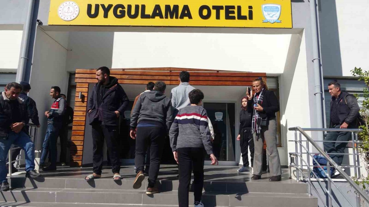 Depremzedeler için Marmaris’in tüm kurumları seferber olmaya devam ediyor