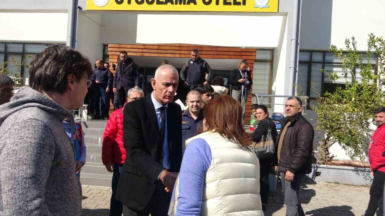 Depremzedeler için Marmaris’in tüm kurumları seferber olmaya devam ediyor