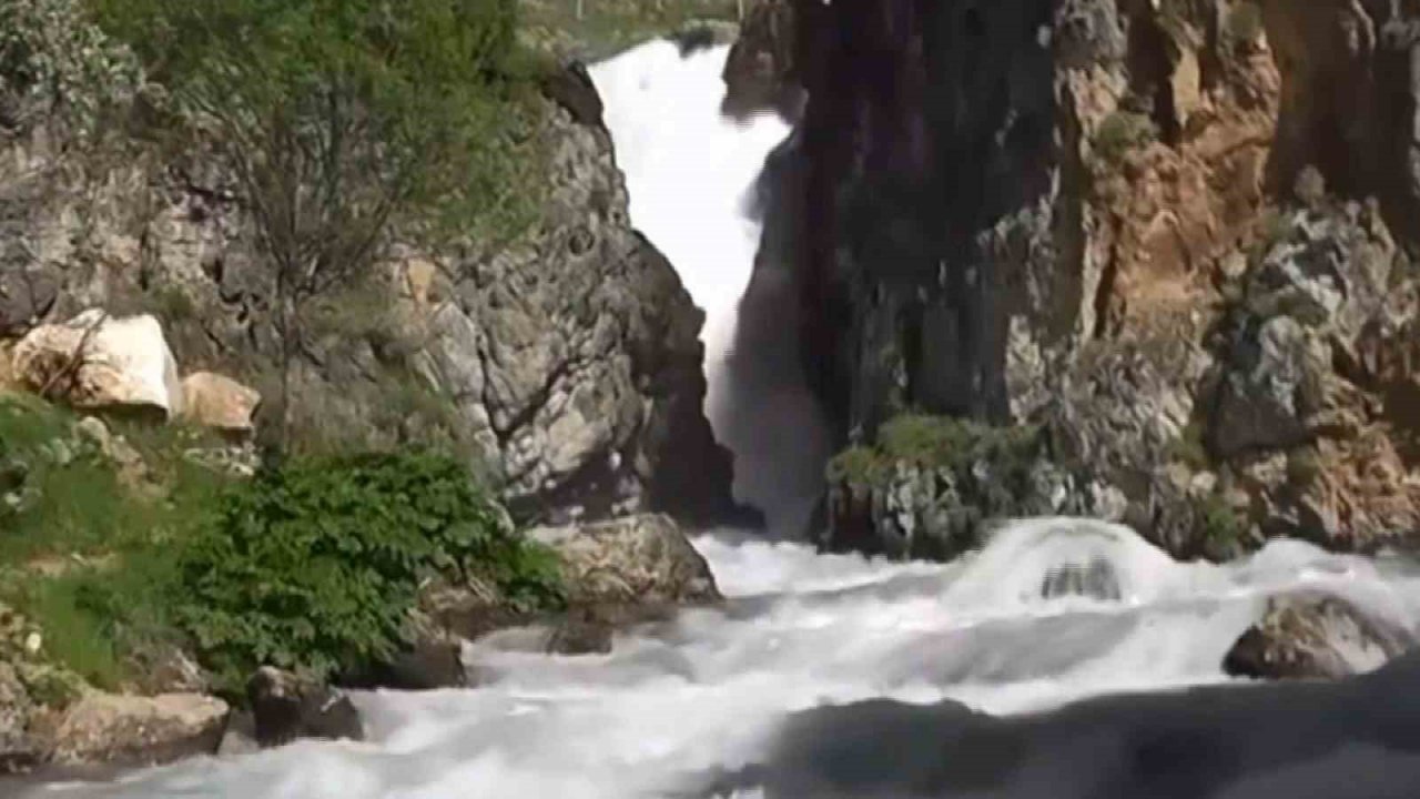 Jeoloji Mühendisleri Odası İl Temsilcisi Özdemir: "Homurlu Şelalesi’nde suların çekilmesi deprem göstergesi değildir"