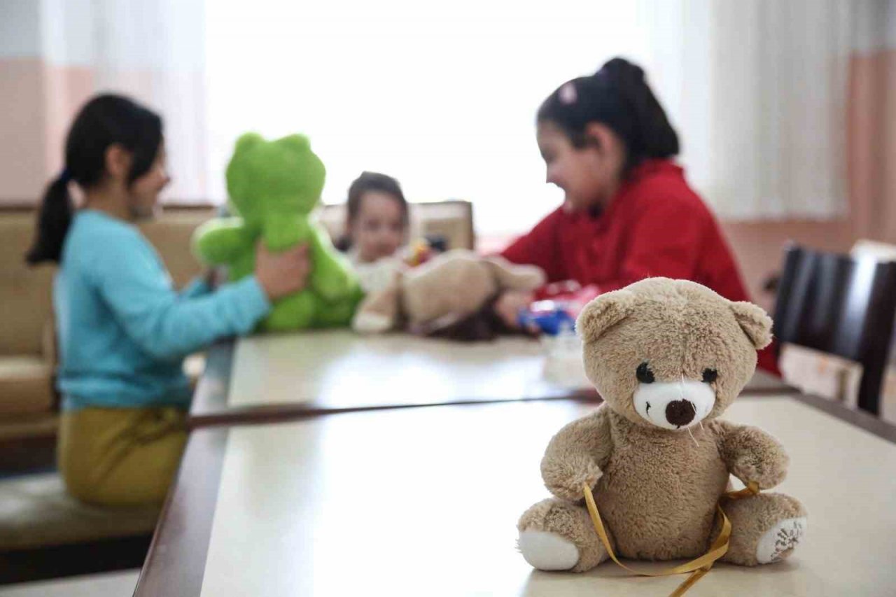 Depremzedeler Keçiören’de emin ellerde