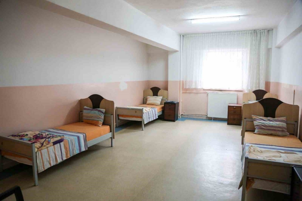 Depremzedeler Keçiören’de emin ellerde