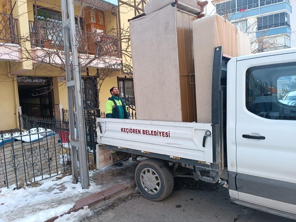 Keçiörenliler kapılarını depremzedelere açtı