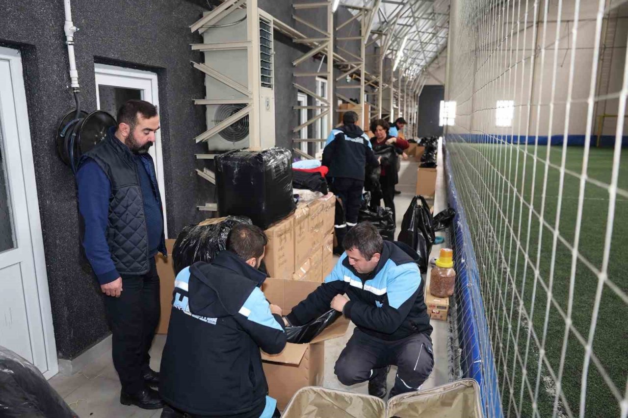 Başkan Özdoğan: "Deprem bölgesine gönül köprüsü kurduk"