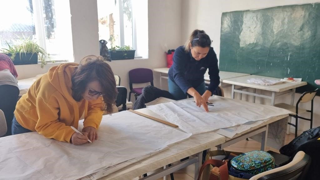 Muğla’da kadınlar depremin yaralarını sarmak için el ele verdi