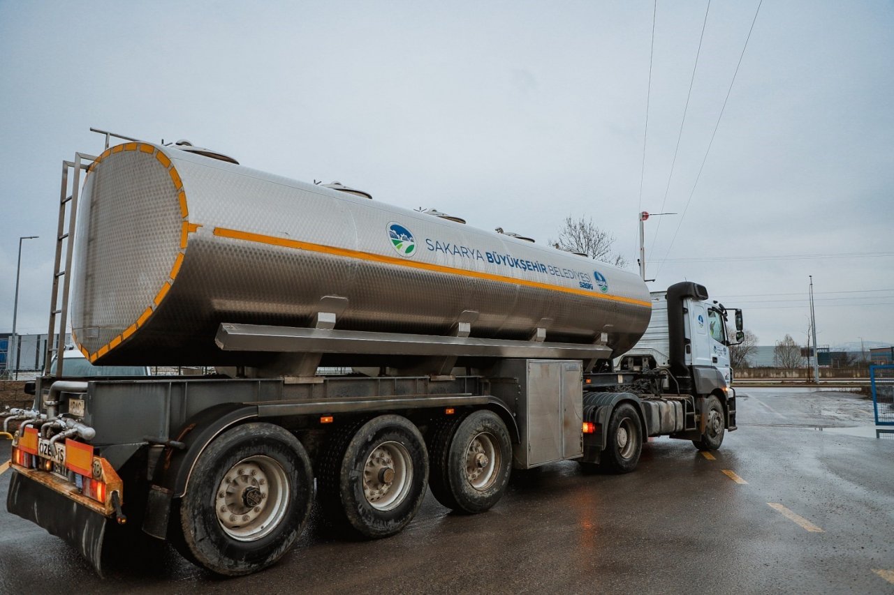 Depremzedelerin su sorununa geçici çözüm