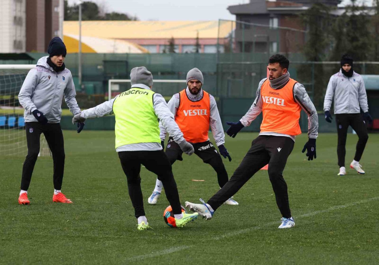 Trabzonspor, Basel maçı hazırlıklarını sürdürüyor