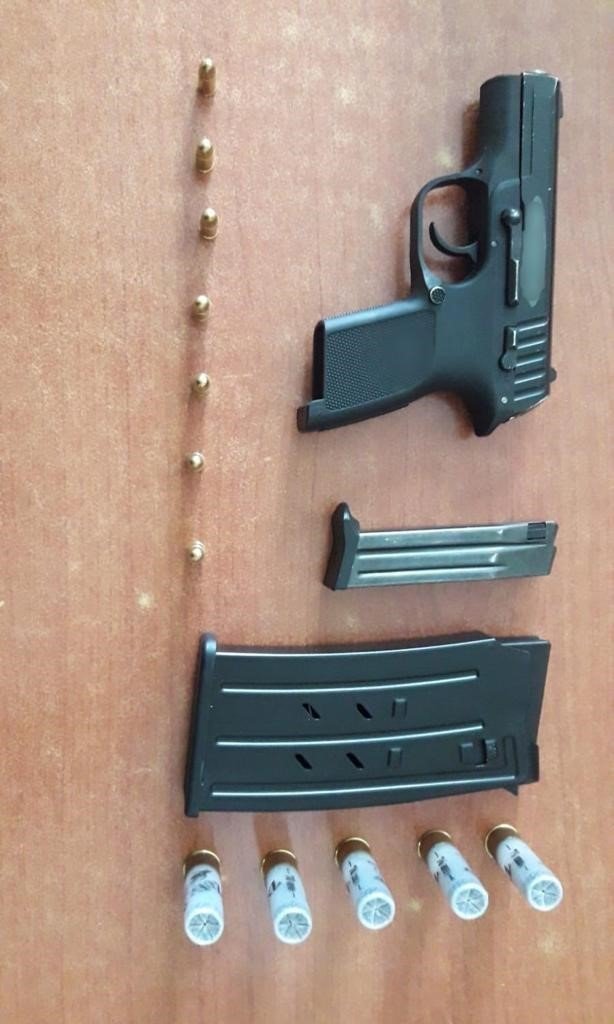 Van’da değişik suçlardan 14 kişi tutuklandı