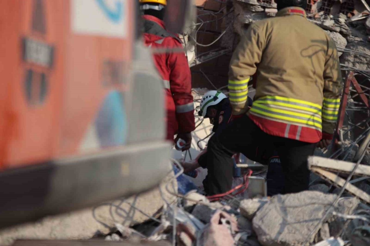 Depremin yıkıp geçtiği enkaz halindeki Elbistan havadan görüntülendi