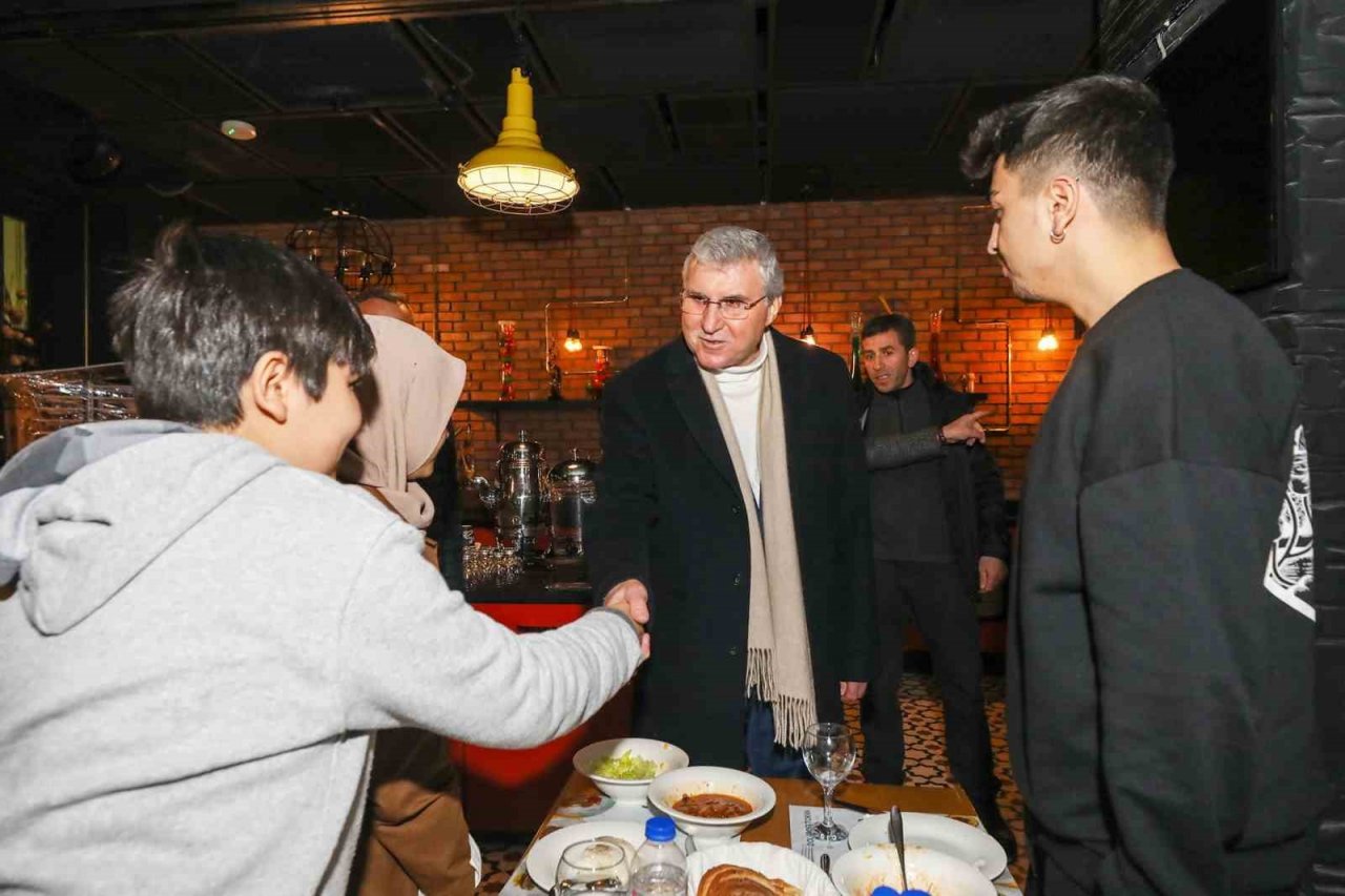 Sakarya depremzedelere kucak açtı: “Burası sizin eviniz”