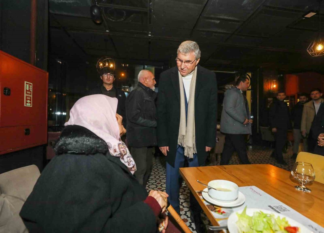 Sakarya depremzedelere kucak açtı: “Burası sizin eviniz”