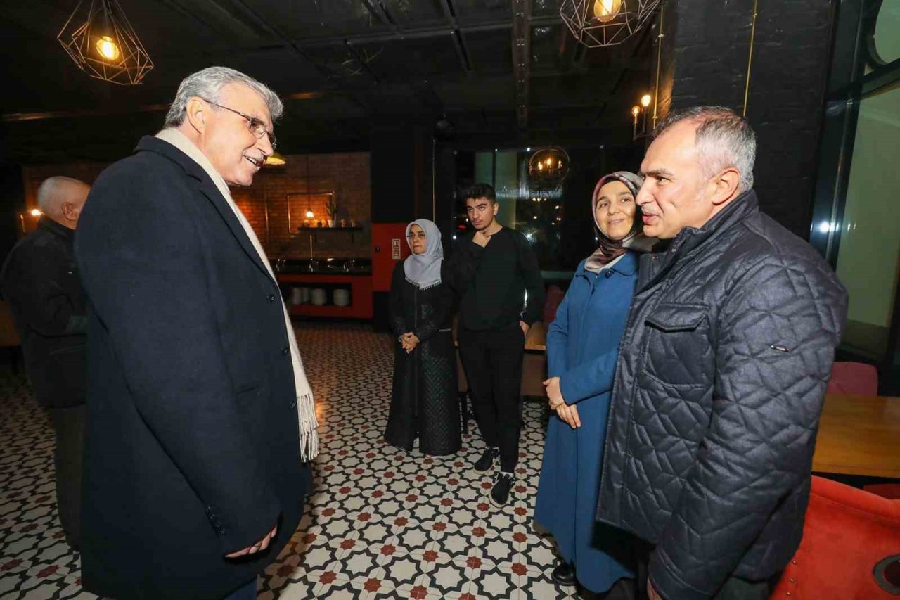 Sakarya depremzedelere kucak açtı: “Burası sizin eviniz”