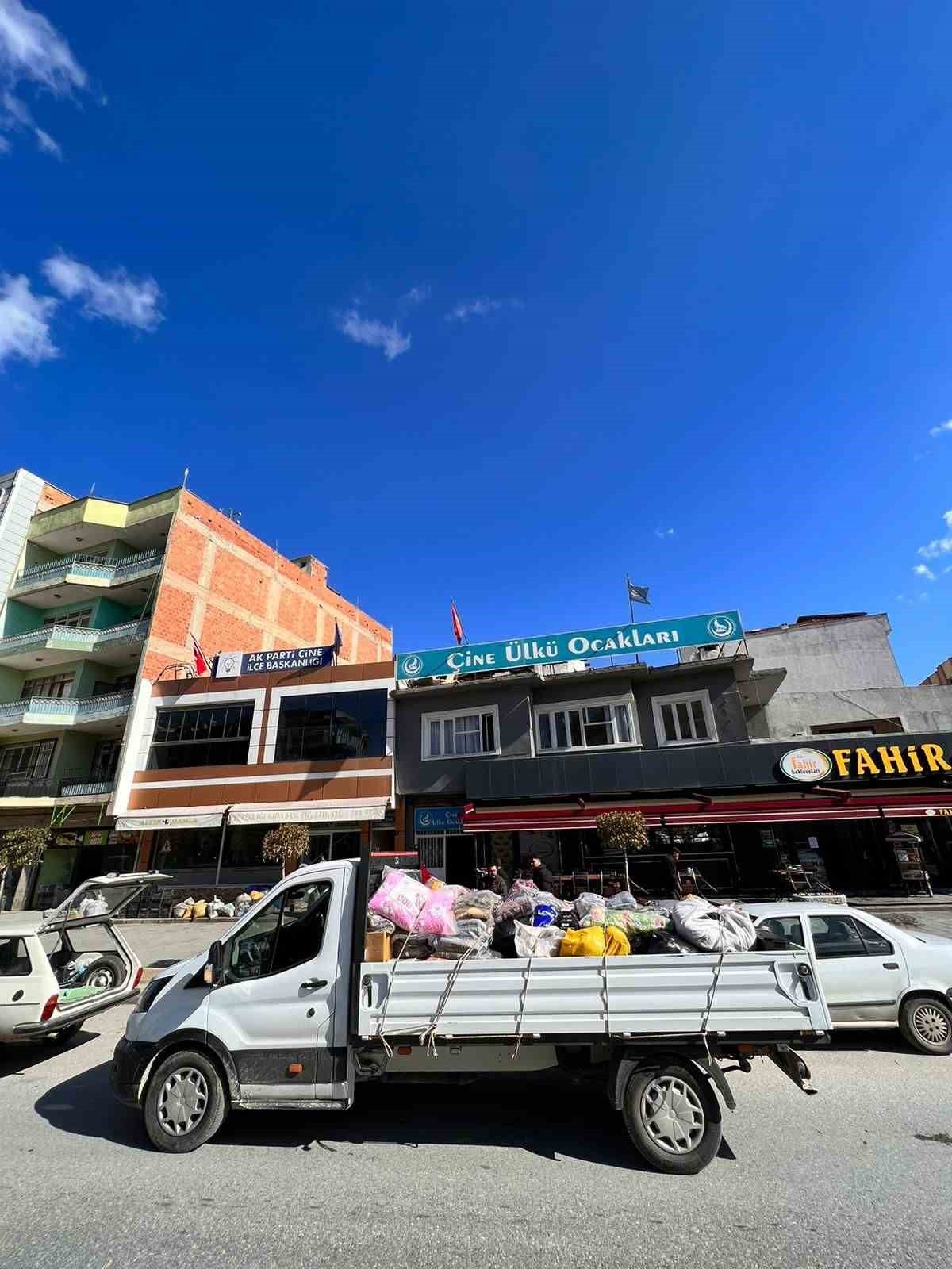 Aydın Ülkü Ocakları 4 tır yardım ve 1128 gençle deprem için çalıştı