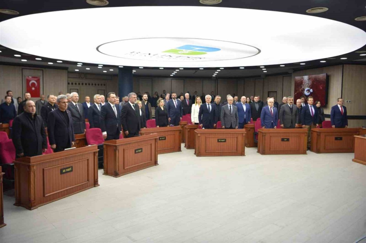 Büyükşehir meclis üyelerinin huzur hakları depremzedelere