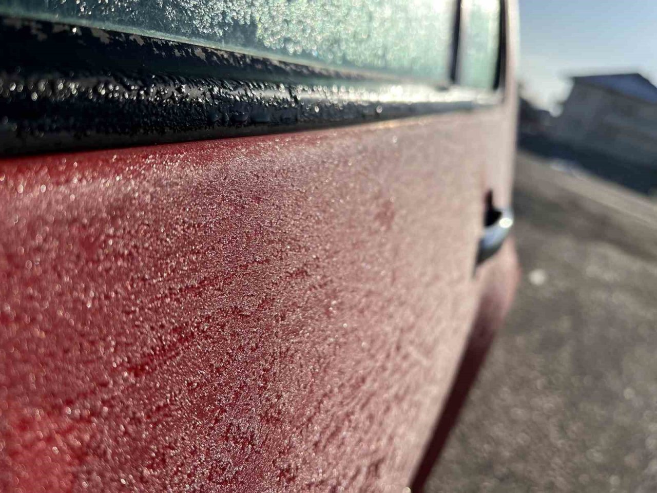 Eskişehir’de kar yok buz var