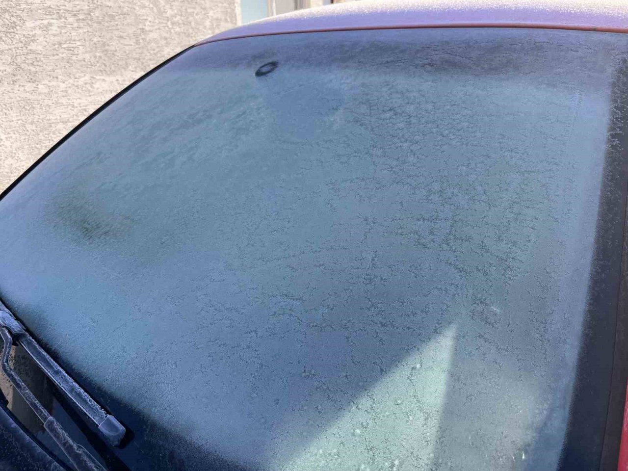 Eskişehir’de kar yok buz var