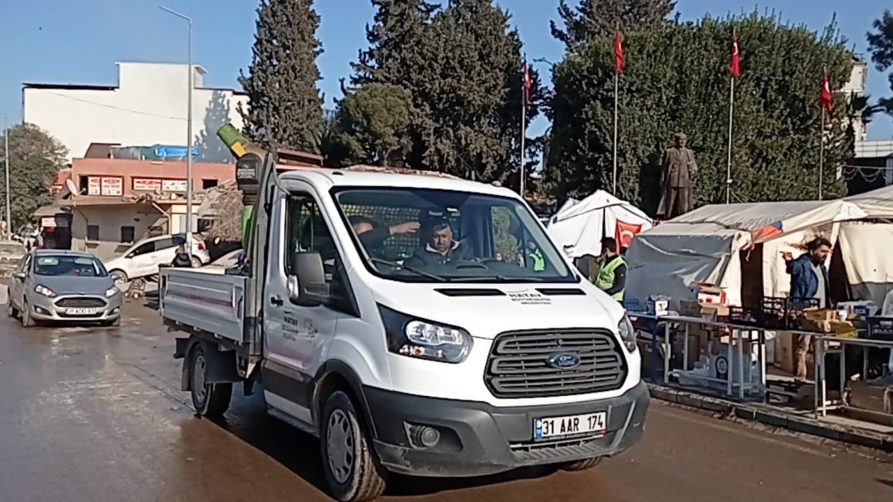 Hatay Kırıkhan’da deprem sonrası dezenfekte çalışması