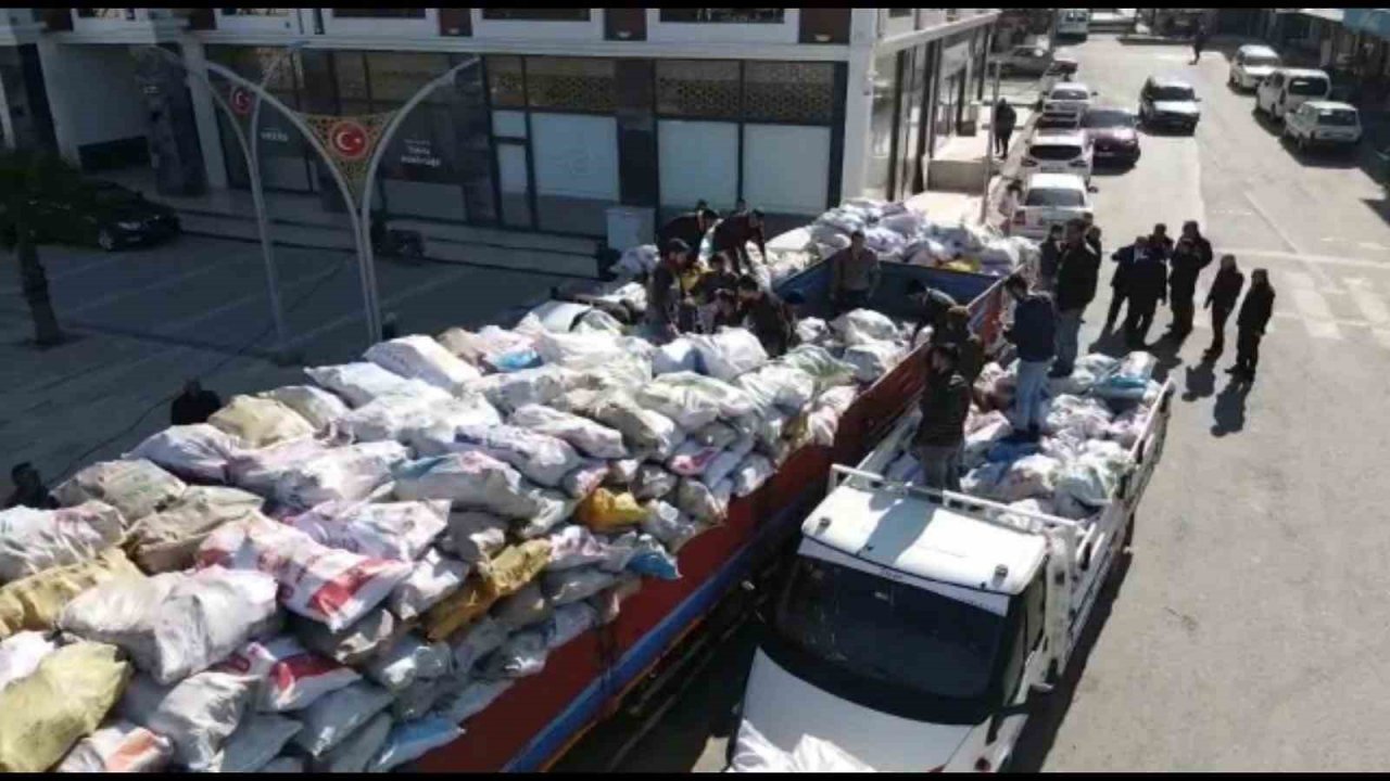 Koçarlı, depremzedelerin ısınması için seferber oldu