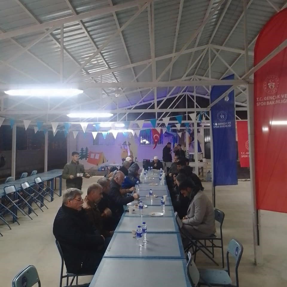 Depremde hayatını kaybedenler için Kur’an tilaveti okundu