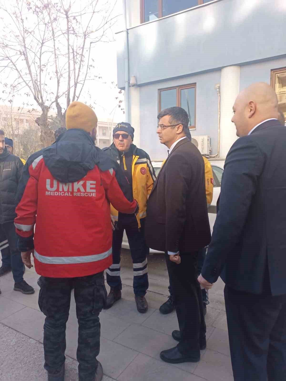 Afet bölgesine giden ilk sağlık ekipleri geri döndü