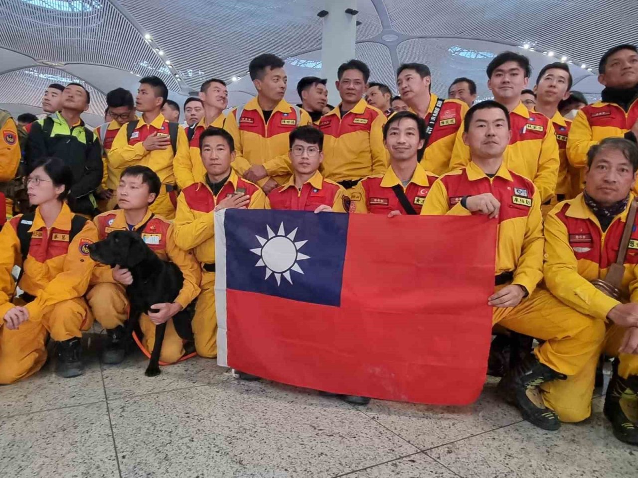 Deprem bölgesindeki çalışmalarını tamamlayan Tayvanlı ekip ülkelerine döndü