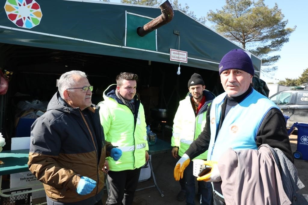 Başkan Büyükkılıç’a Deprem Bölgesi’nden Teşekkür
