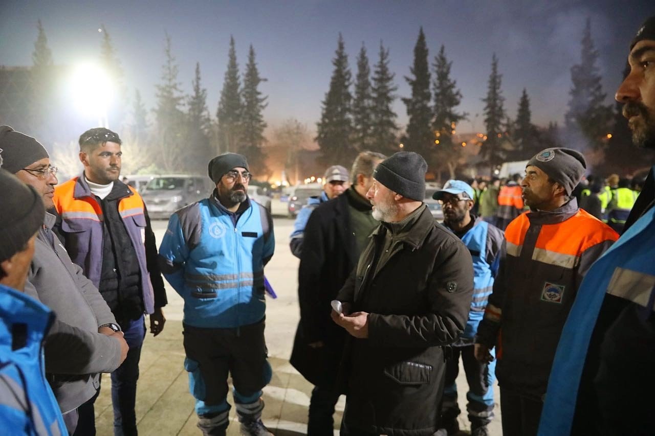 Başkan Çolakbayrakdar: “Tüm yaraları hep birlikte saracağız"