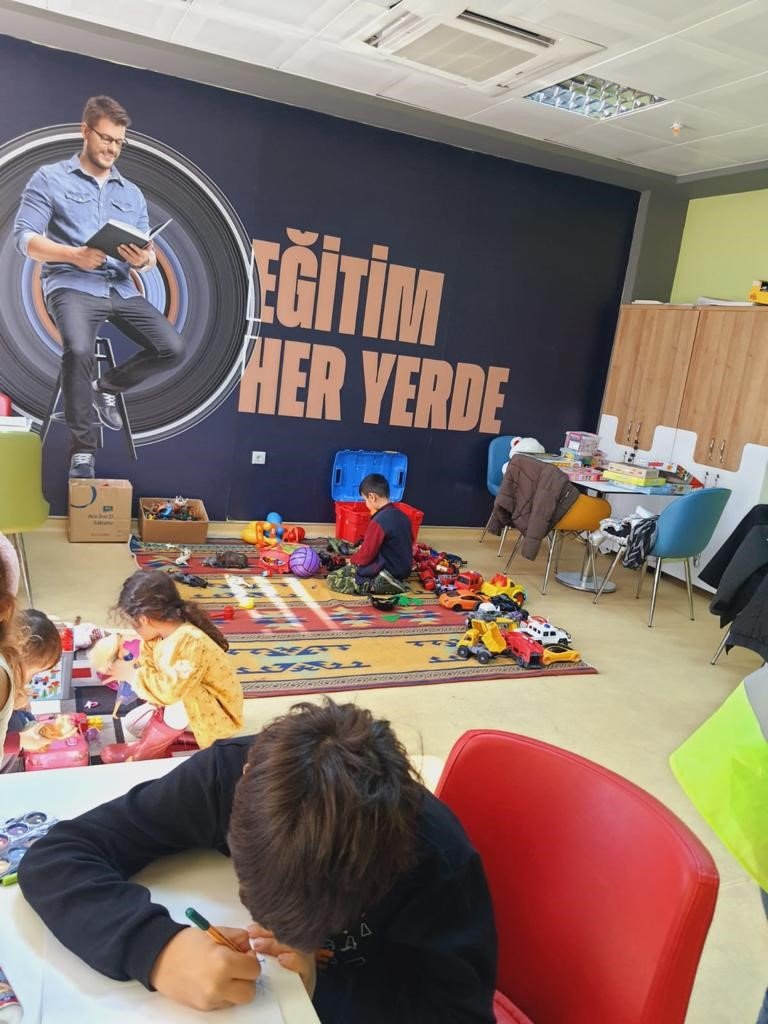 Muğla eğitim camiası depremin yaralarını sarmak için seferber oldu