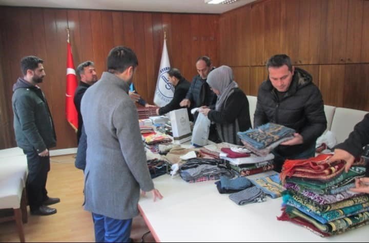 Muğla İl Müftülüğü’nden depremzedelere kitap ve giyecek yardımı