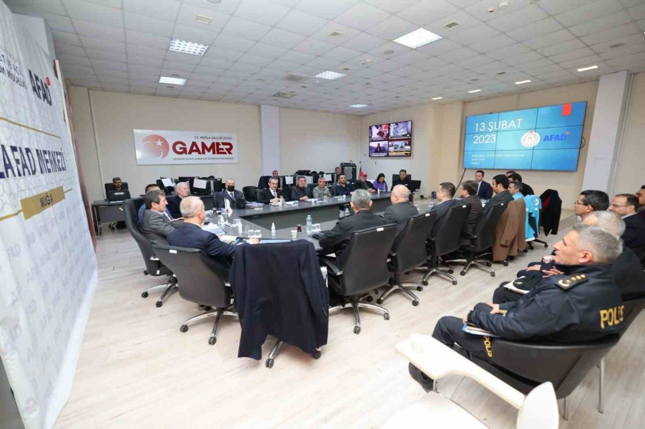 Muğla’da deprem bölgesine yönelik çalışmalar ve yardımlar artarak devam ediyor