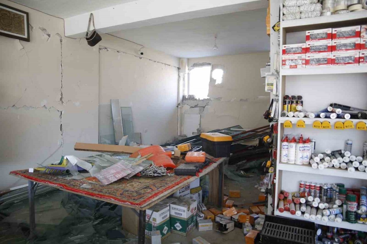 Tanyıldız: Gürün esnafı iş yerini açamıyor