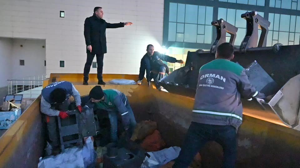 Biga’nın yardımları ulaşmaya devam Ediyor